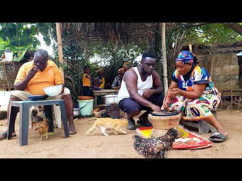Видео: Как мы с дедушкой приготовили суп из зелёной папайи на деревенской кухне