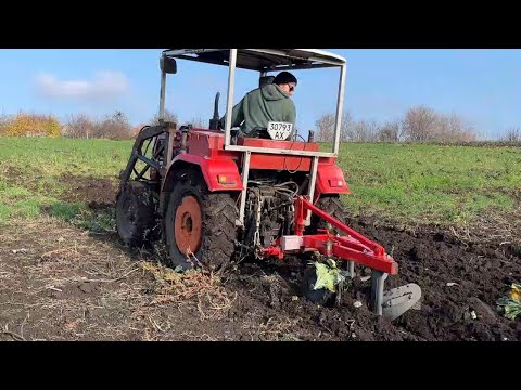 Видео: Тяжелая пахота трактором Шифенг 244! Мокро и грязно!