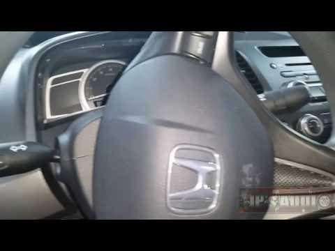Видео: Снятие/установка магнитолы Honda Civic 2006 - 2011
