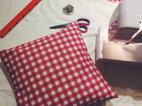 Видео: DIY Наволочка за 10 минут // Pillow case in 10 min