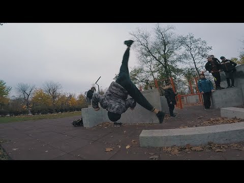 Видео: УШИБ КОЛЕНО, НЕУДАЧНЫЙ ПАРКУР ОТ ПЕРВОГО ЛИЦА В ДНЕПРЕ