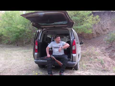 Видео: Стрельба дробью №9 по курице на 50м.