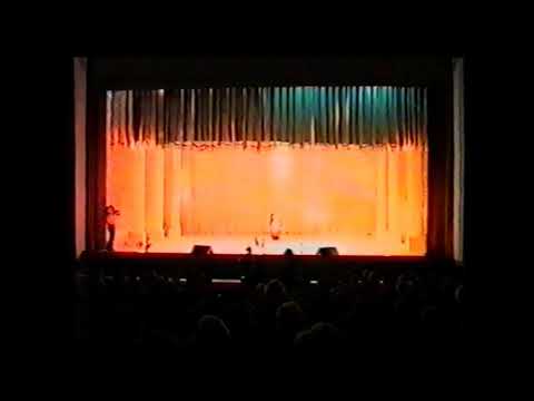 Видео: "Болеро" (исп. Bolero) Равеля в исполнении ансамбля "Чаровницы"