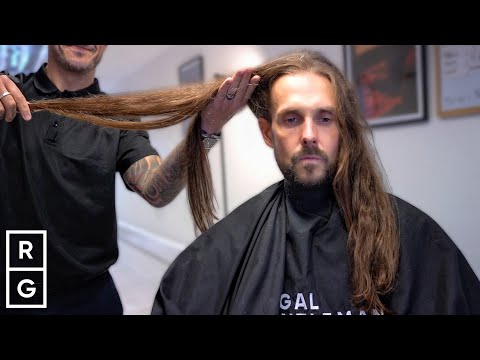 Видео: «Это САМАЯ БОЛЬШАЯ и ЭКСТРЕМАЛЬНАЯ трансформация волос, которую мы когда-либо делали!»