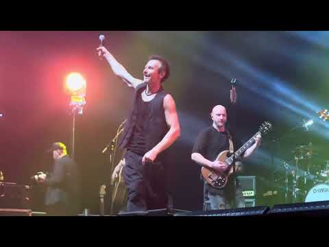 Видео: Океан Ельзи - Я не здамся без бою (Xiaomo Arena, Рига, Латвия, 17.10.2025)