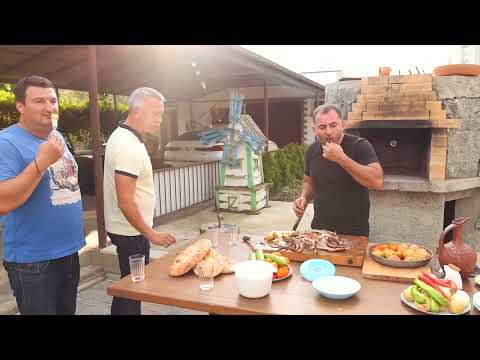 Видео: МЯСО в ВИНЕ. БАРАНИНА в ДУХОВКЕ. ЗАПЕКАНИЕ БАРАНИНЫ в ЗАГОРОДНОЙ ДУХОВКЕ.