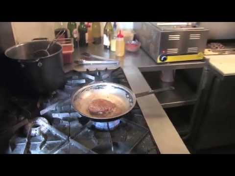 Видео: Классический стейк Солсбери