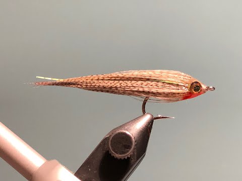 Видео: Приманка для Микроджига Малёк из Пера Селезня Как связать от GM FLY