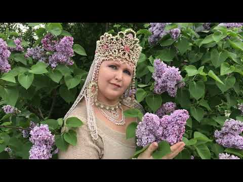 Видео: Коруна вышитая в технике "сажение жемчуга по бели". Творческий вечер при свечах с Ириной Шиковой.