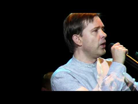 Видео: Олег Погудин - Стоит гора высокая