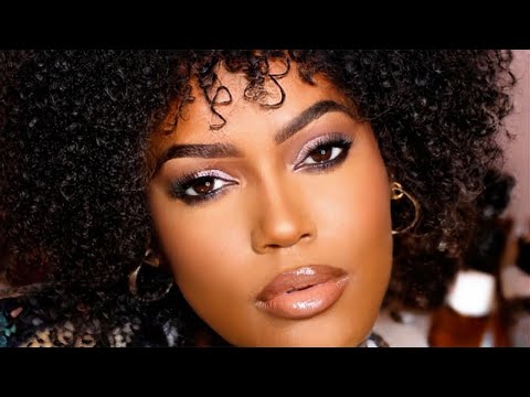 Видео: Как сделать БЕЗУПРЕЧНЫЙ осенний макияж | Мой ритуал по нанесению тональной основы для идеально гл...