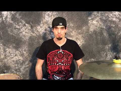 Видео: 5 простых способов «как крутить барабанные палочки»