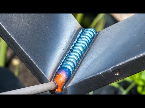 Видео: Не все хорошие сварщики — выпускники школ, это мощный и аккуратный метод сварки!