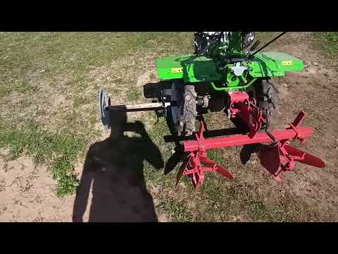 Видео: Картошка под двух рядный окучник. Аврора 1400.