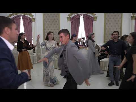 Видео: Elviranin kina gecesi часть 3