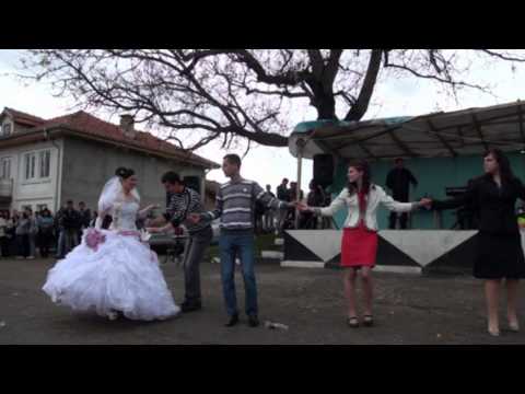 Видео: Сватбата на сем.Кимови-11