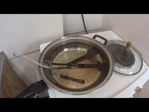Видео: Первый раз вороню оружейное железо ржавым лаком. Rust bluing.