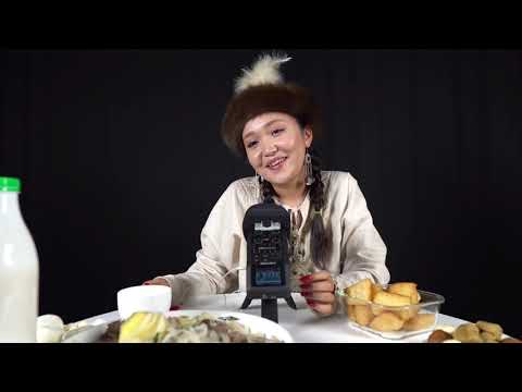 Видео: КАЗАШКА ЕСТ БЕШБАРМАК АСМР | ASIAN LADY IS EATING KAZAKH NATIONAL FOOD ASMR