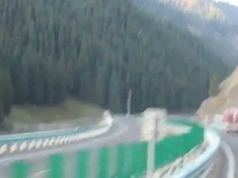 Видео: Дорога через перевал Китай
