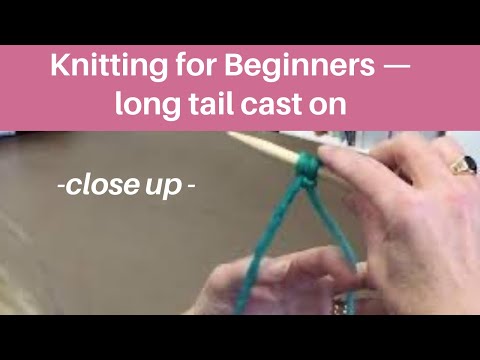 Видео: Вязание для начинающих — Набор петель с длинным хвостом — крупный план