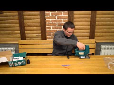 Видео: Лобзик электрический Тайга ПЛЭ 100 С Лазерной линейкой!