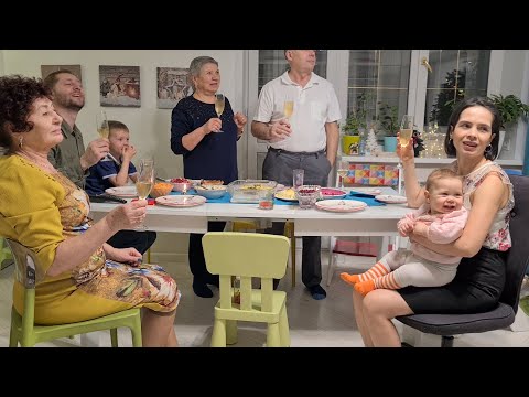 Видео: VLOG: Первый новый год