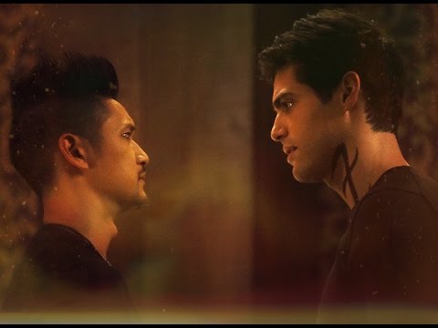 Видео: SHADOWHUNTERS / Malec (Ты у меня одна-КВН)