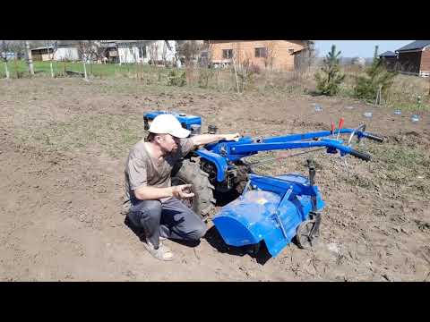 Видео: Как легко установить фрезу на мотоблок? Фрезеровка почвы мотоблоком.