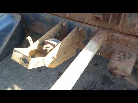 Видео: Ремонт рамы NISSAN DIESEL (правка гнутой рамы) + переделка шасси будки в самосвал