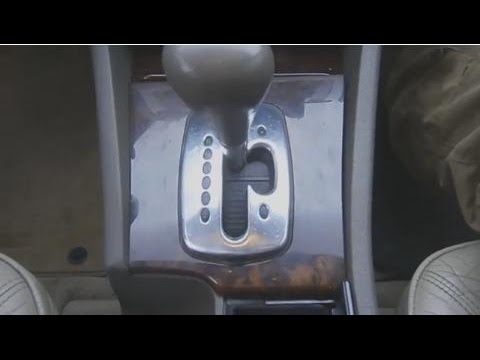 Видео: Как снять облицовку АКПП Ауди А8. Полировка алюминия. Полировка дерева.