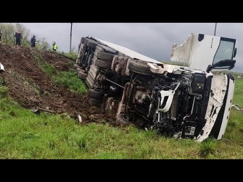 Видео: ПОПАЛИ В СМЕРТЕЛЬНОЕ ДТП / УШАТАЛИ MAN / ПЕРЕСЕЛИ НА КИТАЙЦА