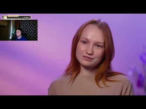 Видео: мама в 16