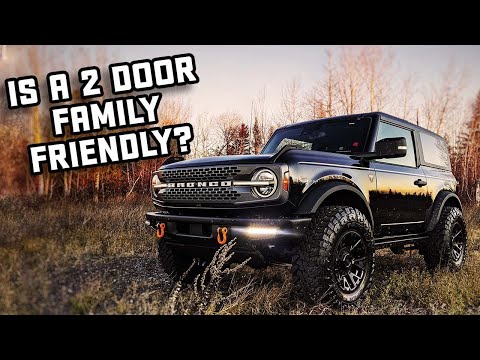 Видео: FORD BRONCO ДЛЯ СЕМЕЙНОГО АВТОМОБИЛЯ - 2-дверный Ford Bronco протестирован семьей из 4 + 2 собак