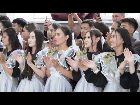 Видео: Ата-аналар флешмоб