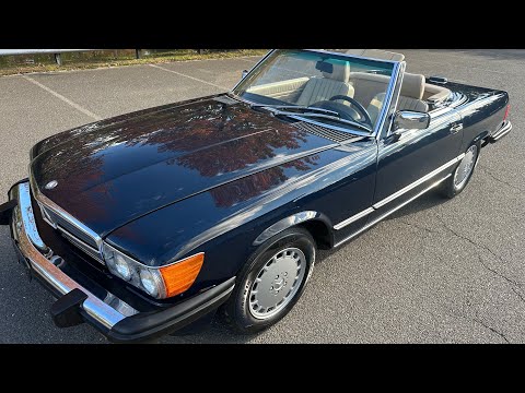 Видео: Mercedes-Benz 560SL 1988 года, 1 владелец!!! Пробег 32 тыс. миль, цвет "Полуночный синий на бежев...