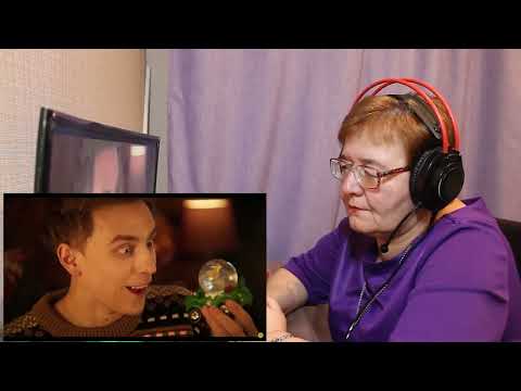 Видео: РЕАКЦИЯ МАМЫ НА [ЕГОР КРИД, ВЛАД А4, JONY, THE LIMBA - Новогодняя песня]