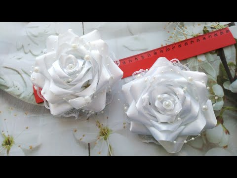 Видео: Школьные банты розы из атласных лент 4 см . МК Канзаши / Beautiful bows of satin ribbons