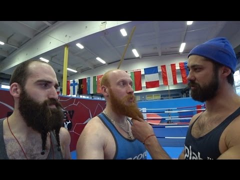 Видео: Натуральный бодибилдинг с Императором. Плечи чемпиона