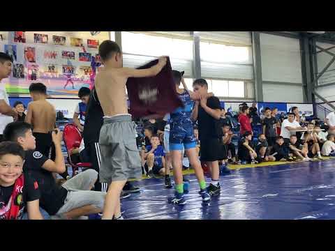Видео: Бердибеков Доолотбек (Араван) vs Абдимиталипов Алясбек финал 38 1/2