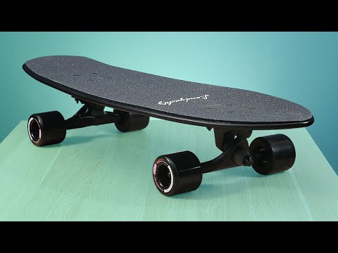 Видео: Обзор Landyachtz Surfskate (протестировано и сравнено)