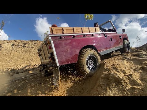 Видео: Красиво катаем на LAND ROVER 109 SERIES III #rc #brx #boomracing 