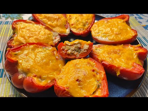 Видео: ФАРШИРОВАНІ ПЕРЦІ КУРКОЮ!Соковитий Смак, Який Завоює Ваш Стіл! 🌶️😋