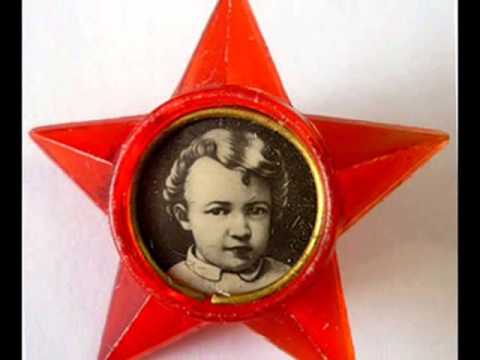 Видео: Марш октябрят