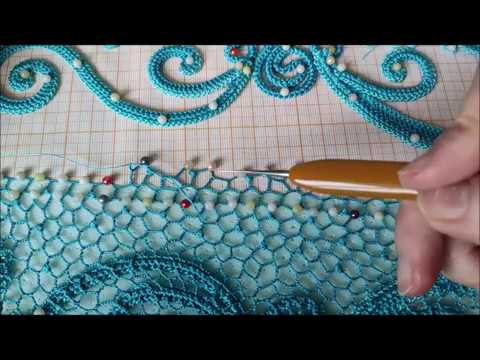 Видео: Часть 4.  Ряд нерегулярной сеточки по прямому ряду тесьмы из ячеек.