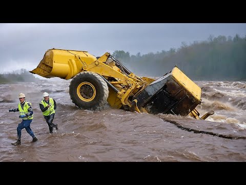 Видео: Самые Нелепые Ошибки Рабочих, Снятые на Камеру