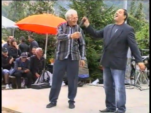 Видео: Васко Лазаров в Сенокос, общ Симитли 2010 г. - Песна нашенска