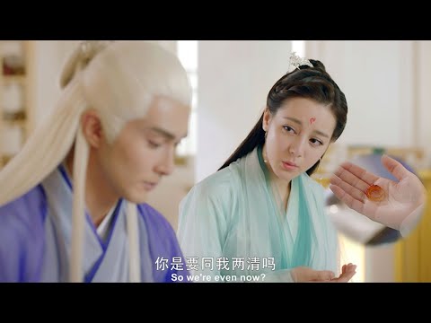 Видео: Император дал Фенцзю кольцо, чтобы защитить ее, но она думала, что не любит ее.