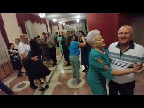 Видео: У Тебя на Ресницах! Белгородские танцы в кругу друзей.