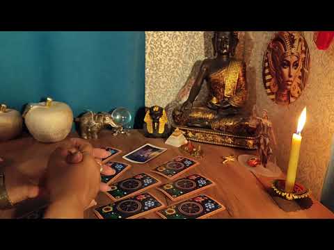 Видео: Вие и партньорът🎲Как виждате бъдещето между вас ⁉️💌✨