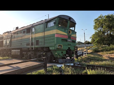 Видео: Тепловозы ТЭ33АС-3004 и 3ТЭ10М-1103А/0152Б